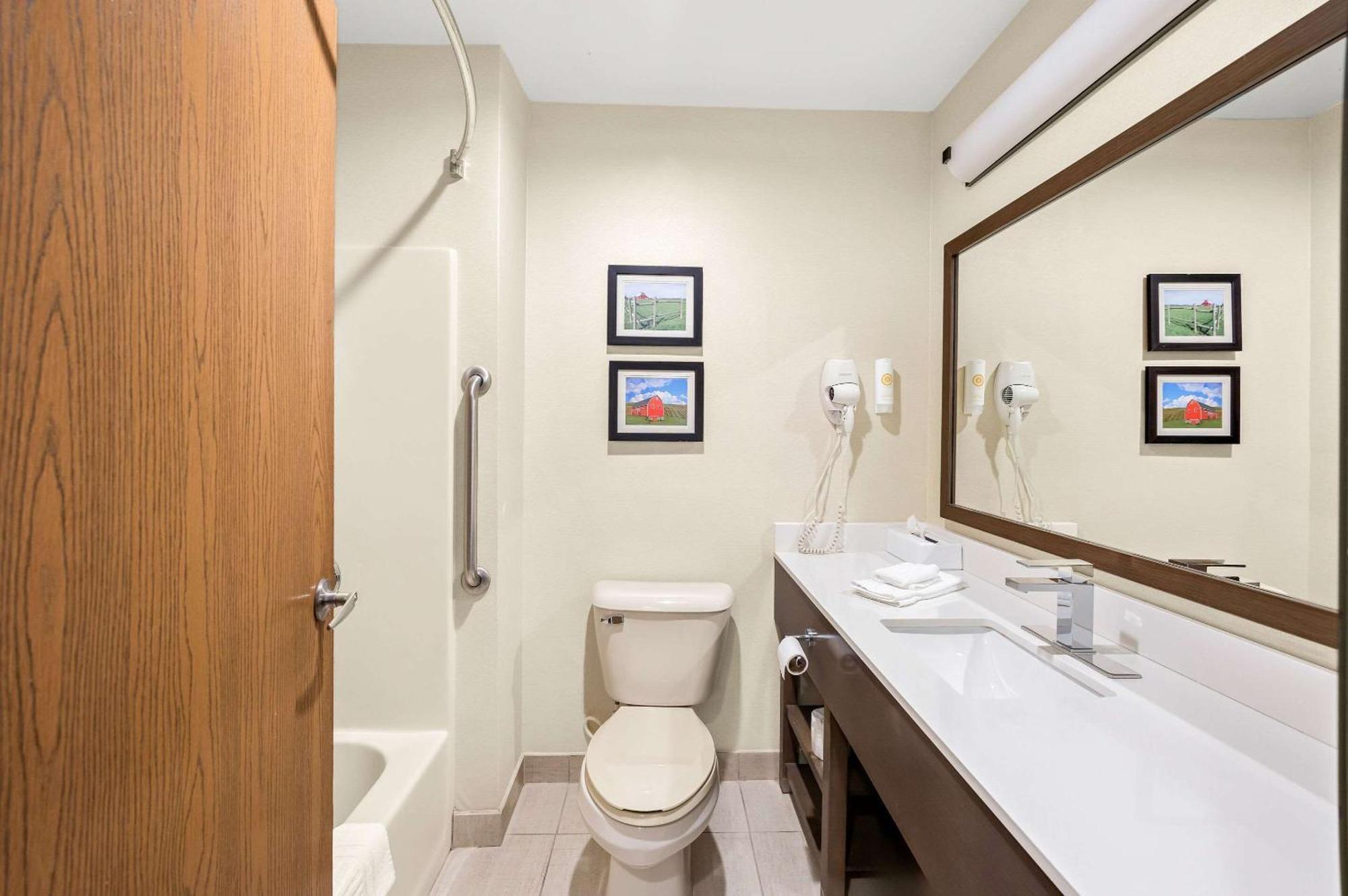 Comfort Inn Van Wert Экстерьер фото